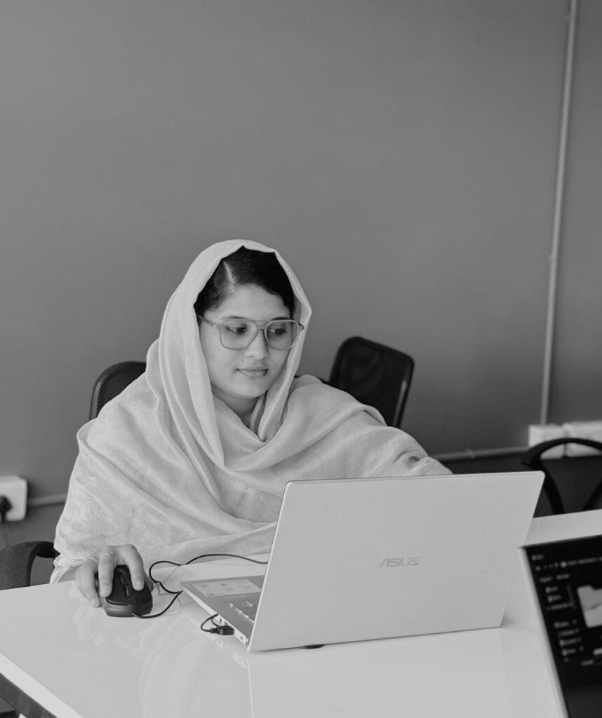 best freelance digital marketer and graphic designer in nilambur